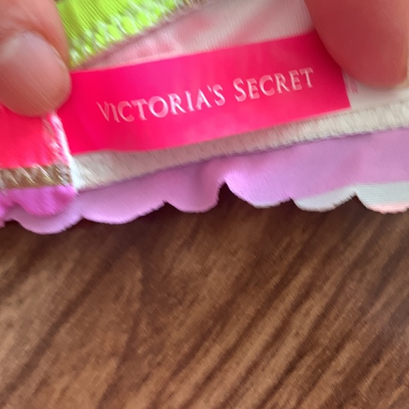 Victoria Secret Bikini - 36D top and Size L bottom - Picture 3 of 10